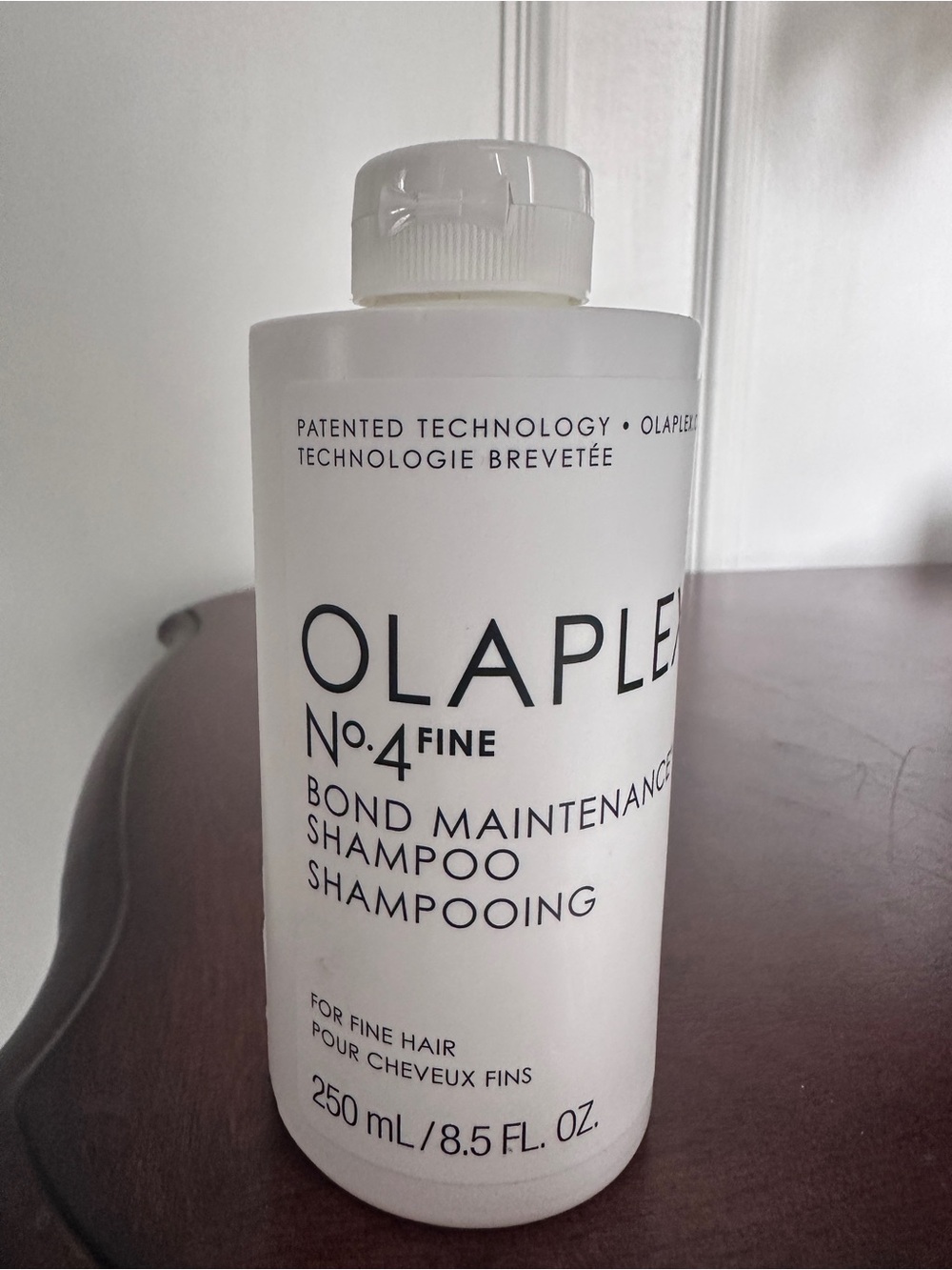 OLAPLEX No.4 Fine Bond Maintenance Shampoo